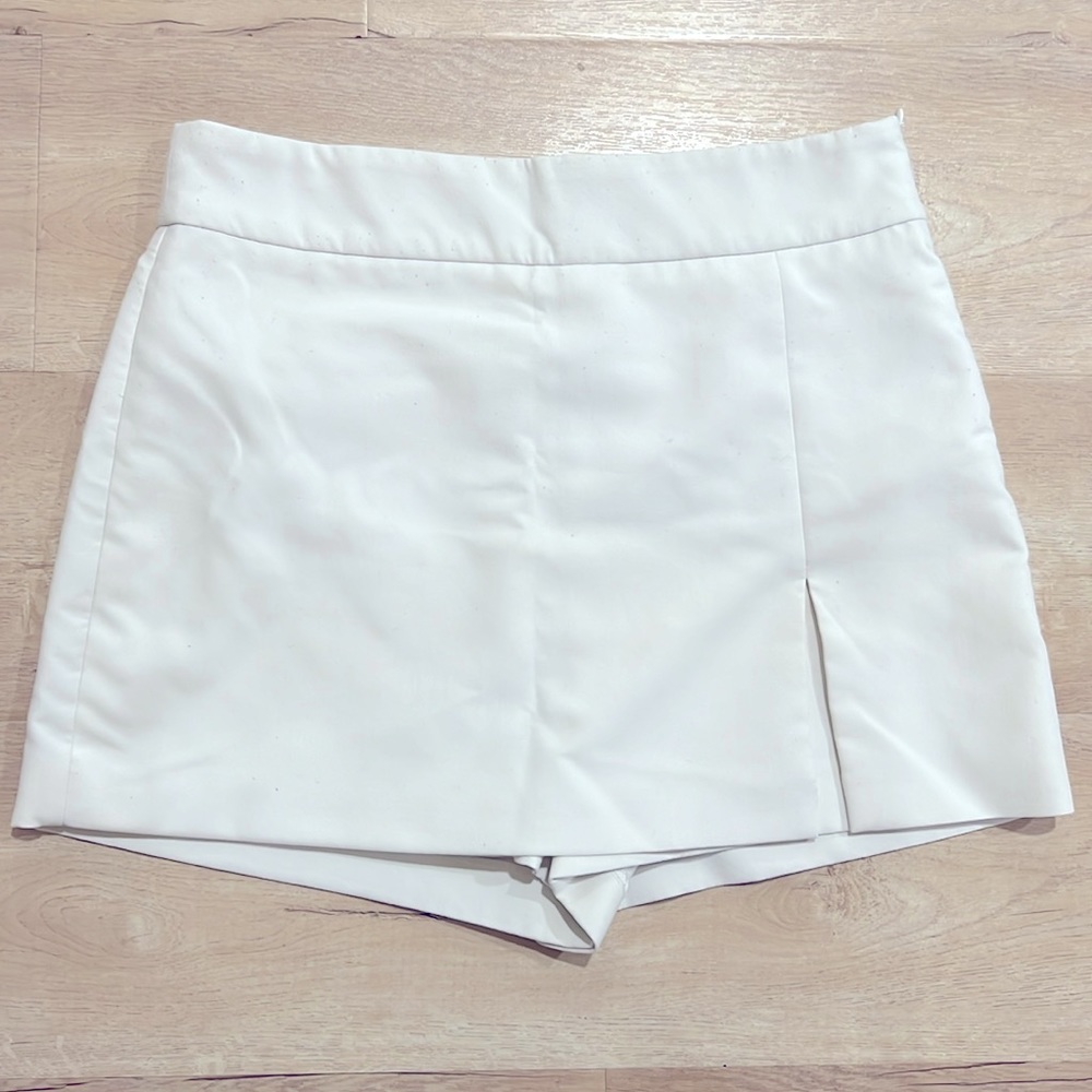 Zara white skort